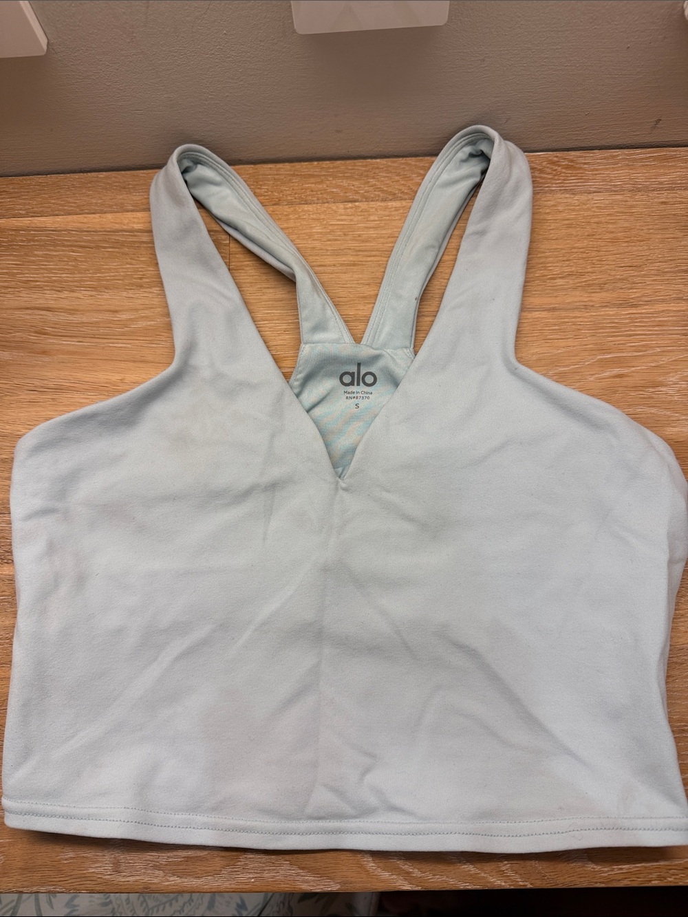 ALO Yoga Women’s Light Blue Racerback Crop Tank Top